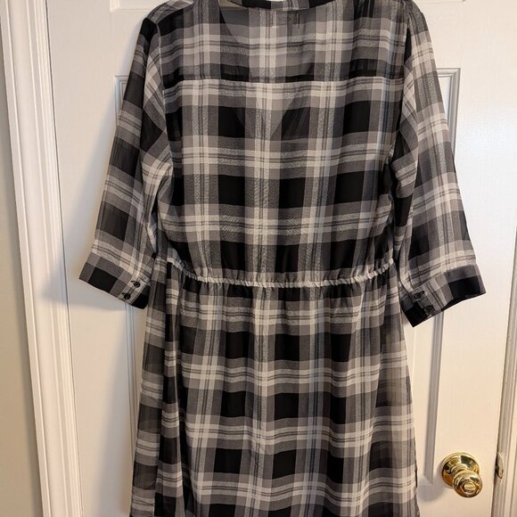 Old Navy Black & Gray Plaid Button-Front Tunic Shirt – Size Large - Picture 4 of 5